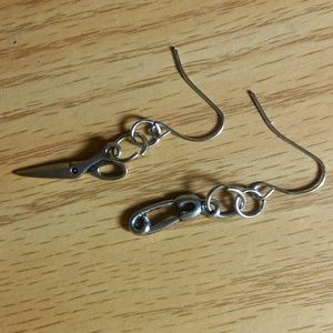 🔥 Safety Pin & Scissors Dangling Earrings
